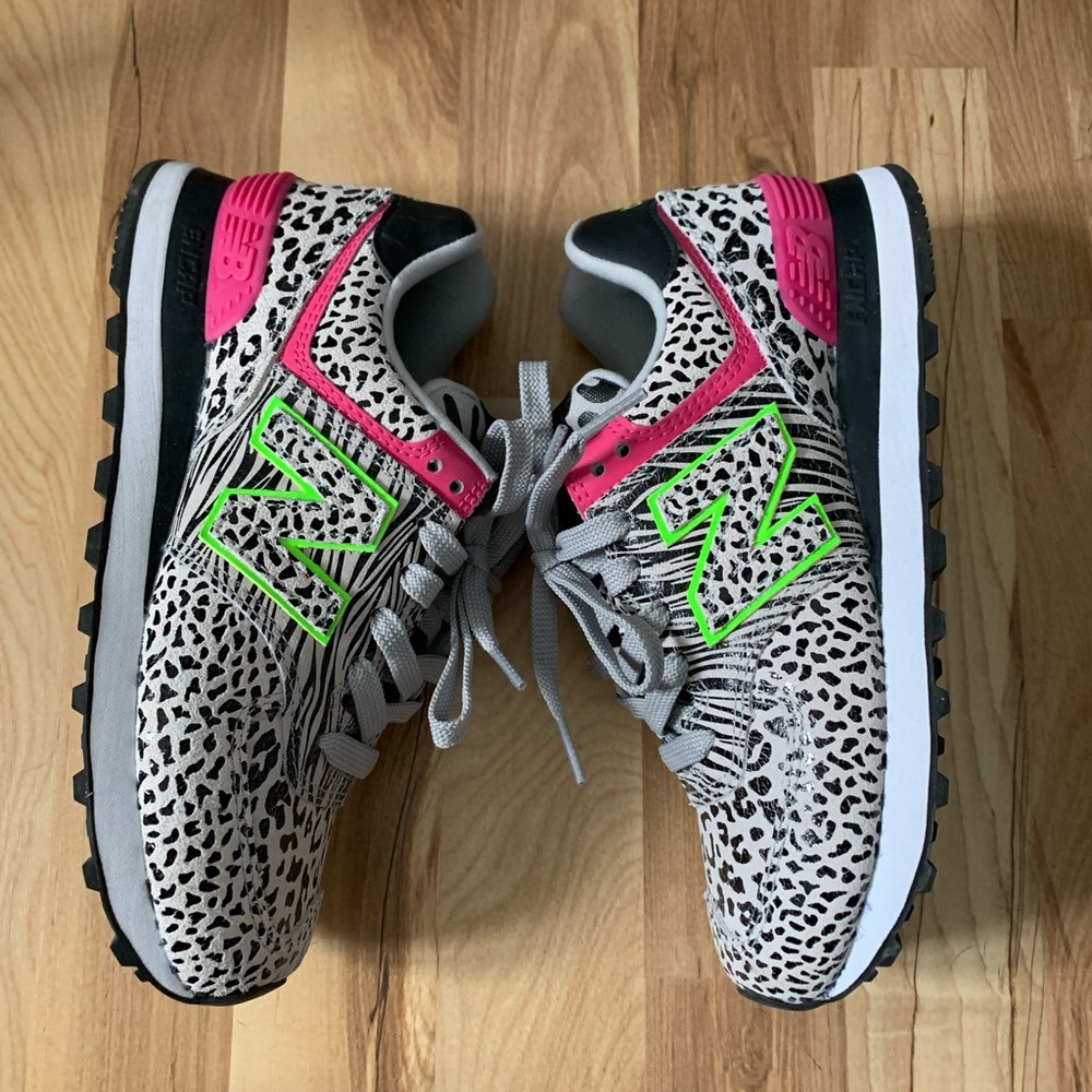 Womens New Balance 574 Animal Sz 6